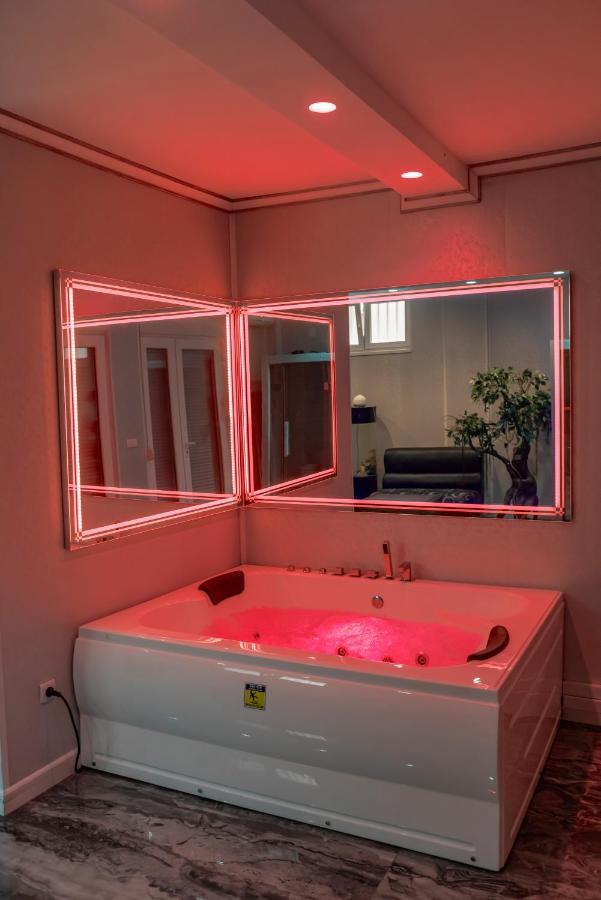 Spa Lux Apartmani Novi Sad Exterior foto